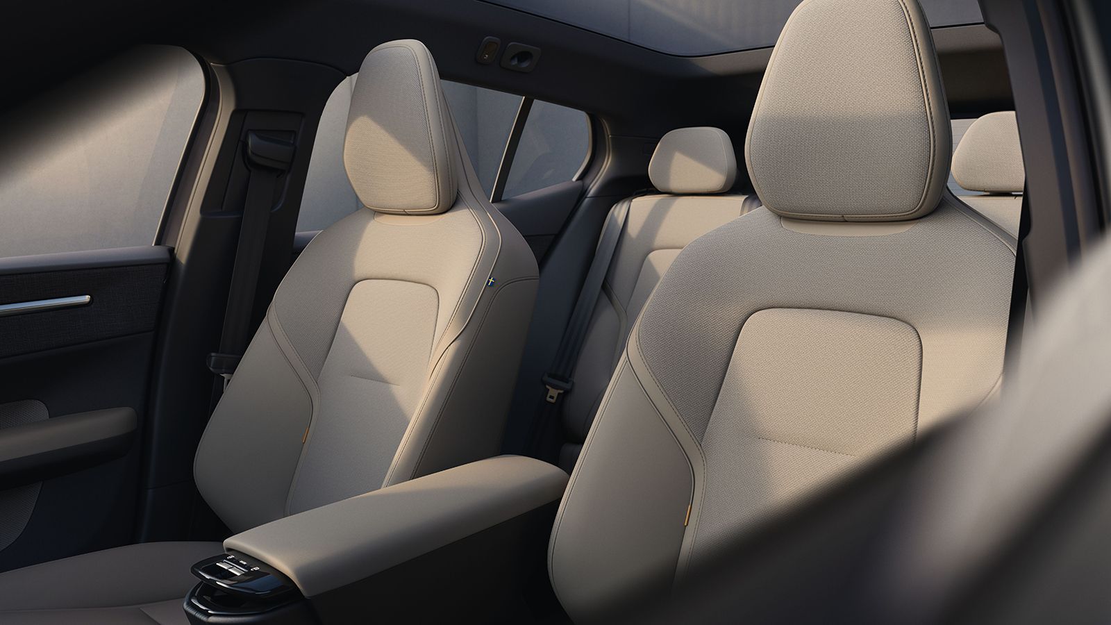 Volvo EX30: Με νέο κινητήρα 150 ίππων και αναβαθμισμένη καμπίνα